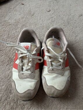 New Balance 237 Sneakers in White, Coral & Taupe